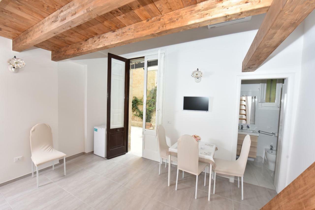 Bed and Breakfast Il Giardino Di Benedetta Lecce Exterior foto